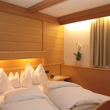 Aparthotel Belavista Corvara In Badia